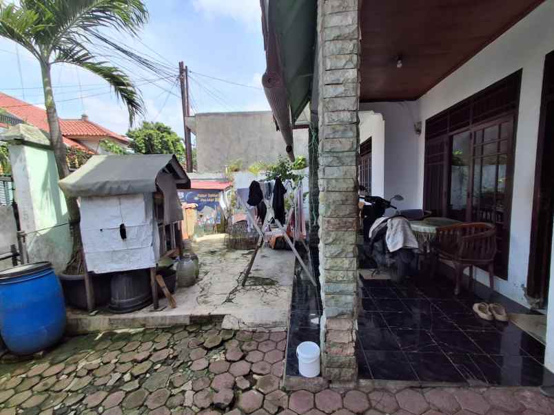 dijual rumah lokasi jl pemuda rt 008
