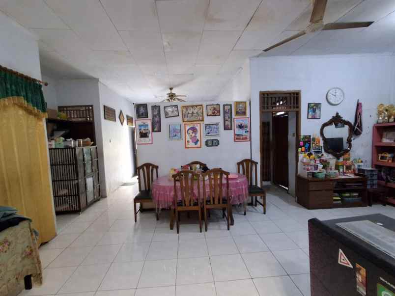 dijual rumah lokasi jl pemuda rt 008