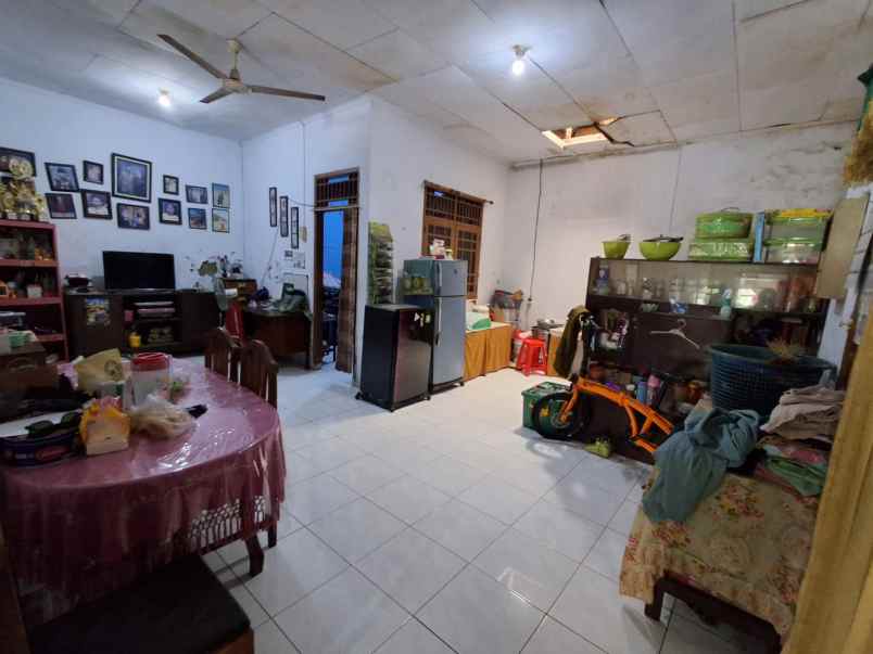 dijual rumah lokasi jl pemuda rt 008