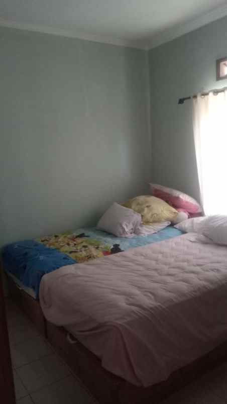 dijual rumah lokasi strategis di jl bumi sariwangi 1