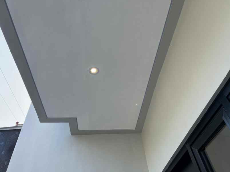 dijual rumah manukan