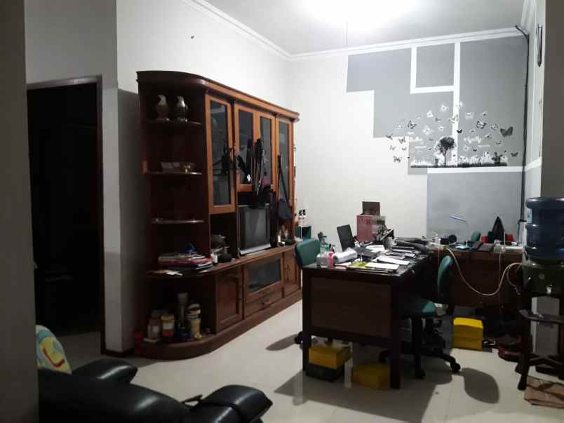 dijual rumah manyar kartika surabaya bebas banjir