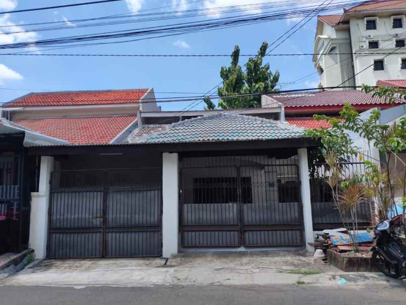 dijual rumah manyar kartika surabaya bebas banjir