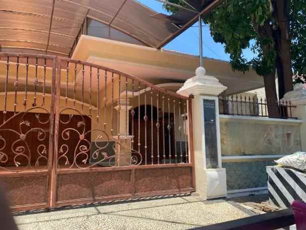 dijual rumah manyar surabaya timur