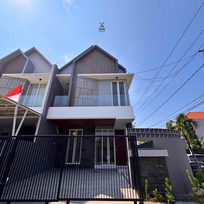 dijual rumah manyar tirtoyoso
