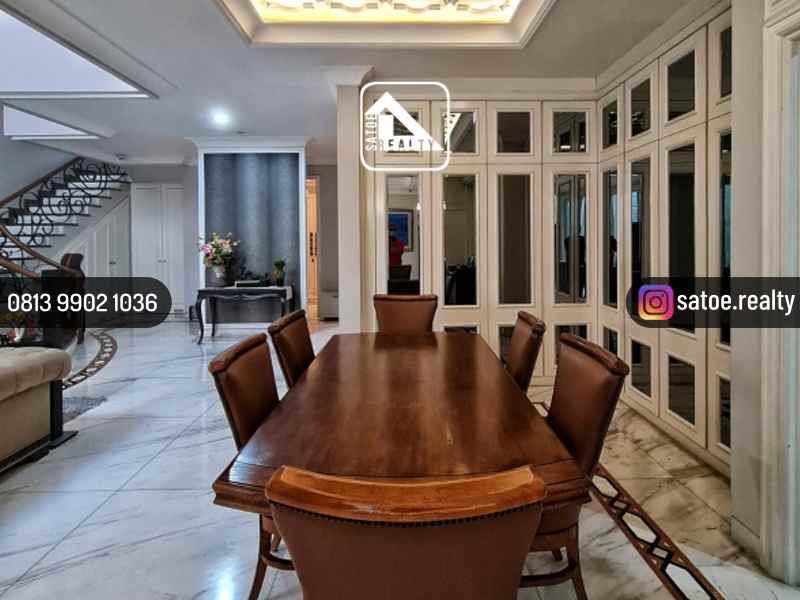 dijual rumah mega kuningan setiabudi