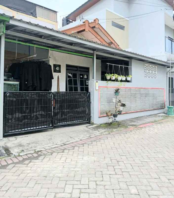 dijual rumah meijing kidul