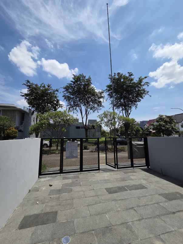 dijual rumah metland puri cipondoh banten