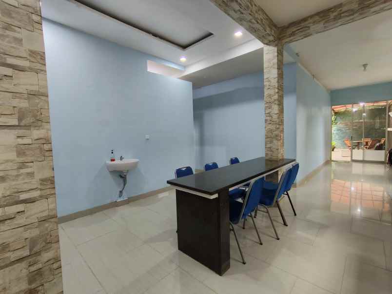 dijual rumah mewah hook sentul city strategis