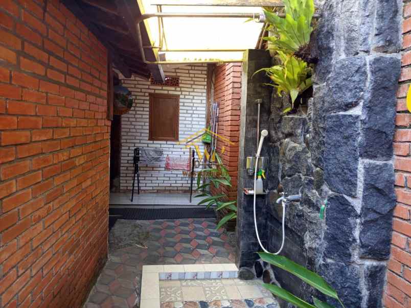 dijual rumah moyudan sleman