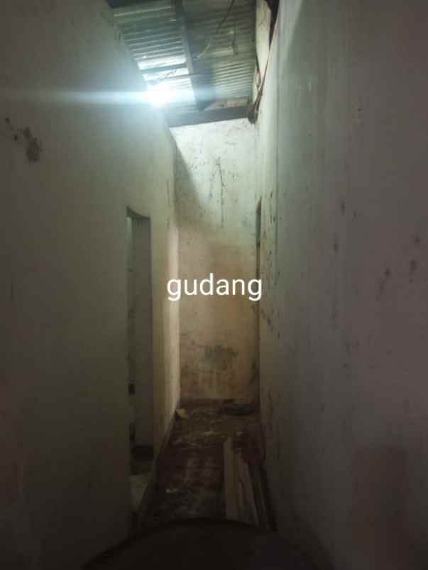 dijual rumah murah luas
