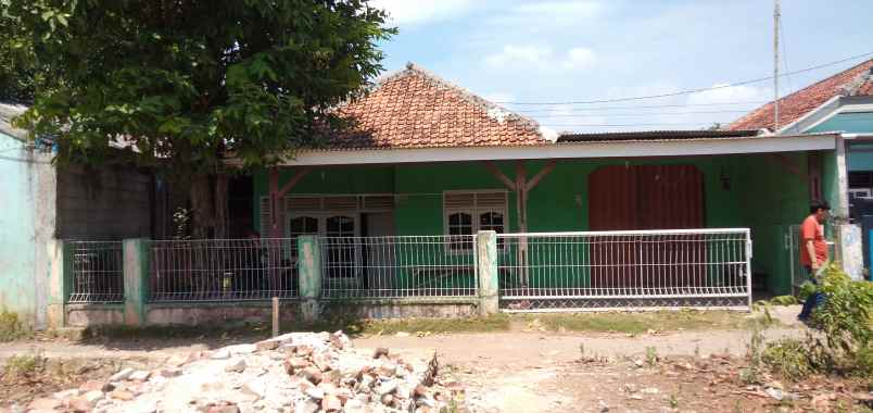 dijual rumah murah luas