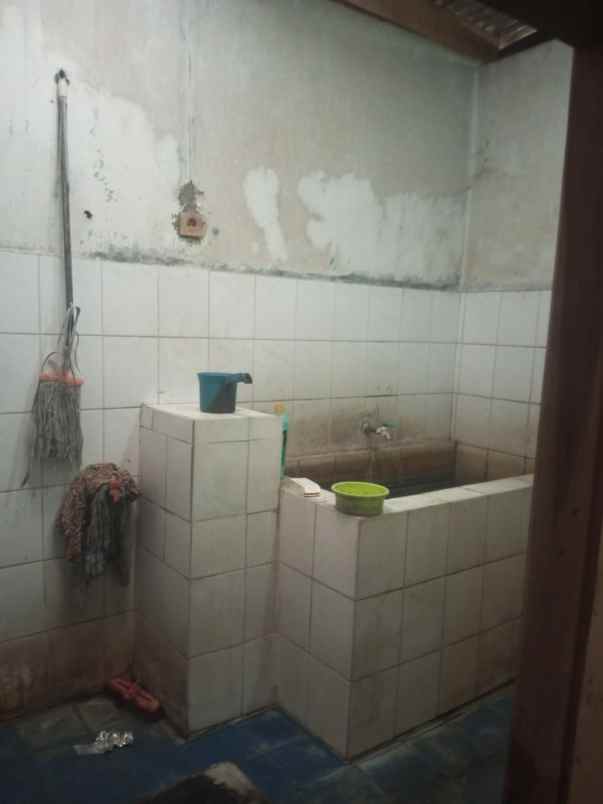 dijual rumah murah luas