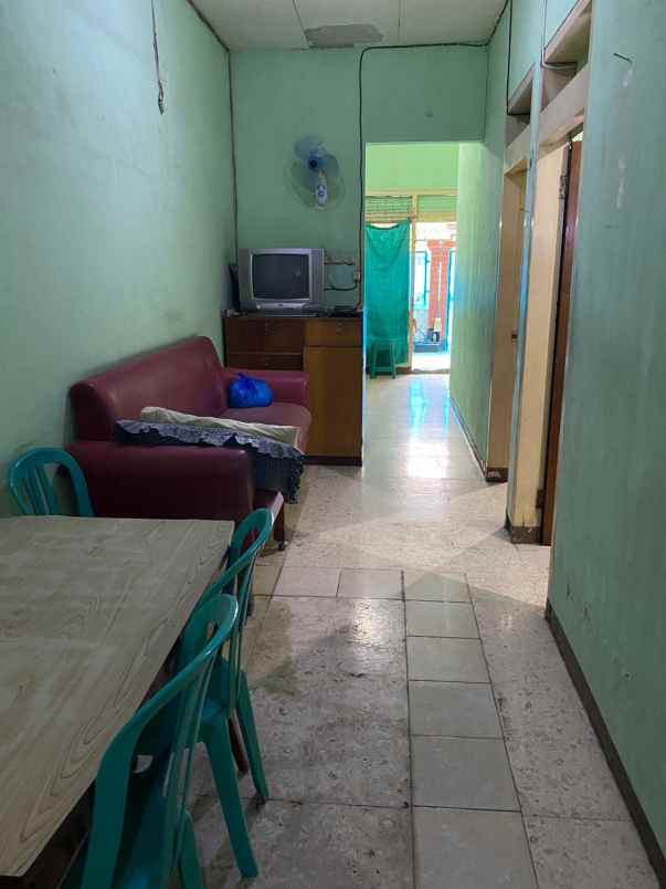 dijual rumah ngagel