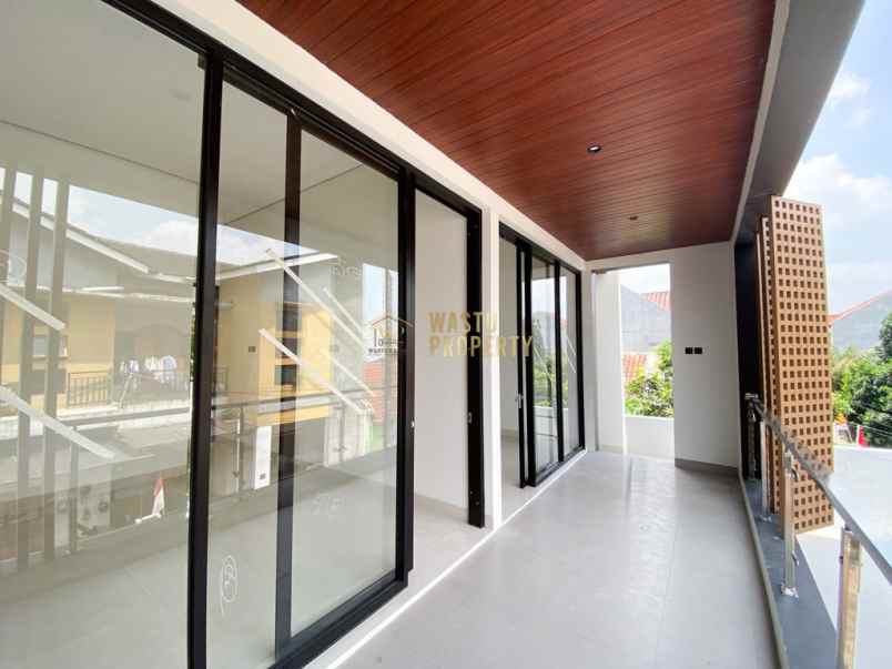 dijual rumah pandes panggungharjo kec