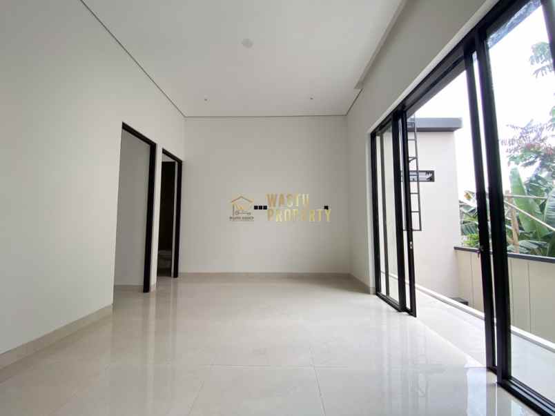 dijual rumah pandes panggungharjo kec