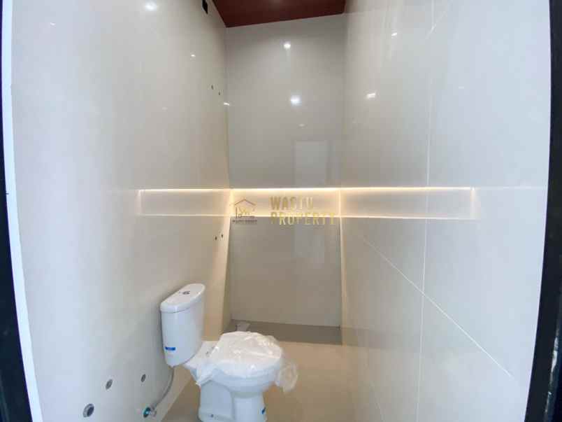 dijual rumah pandes panggungharjo kec