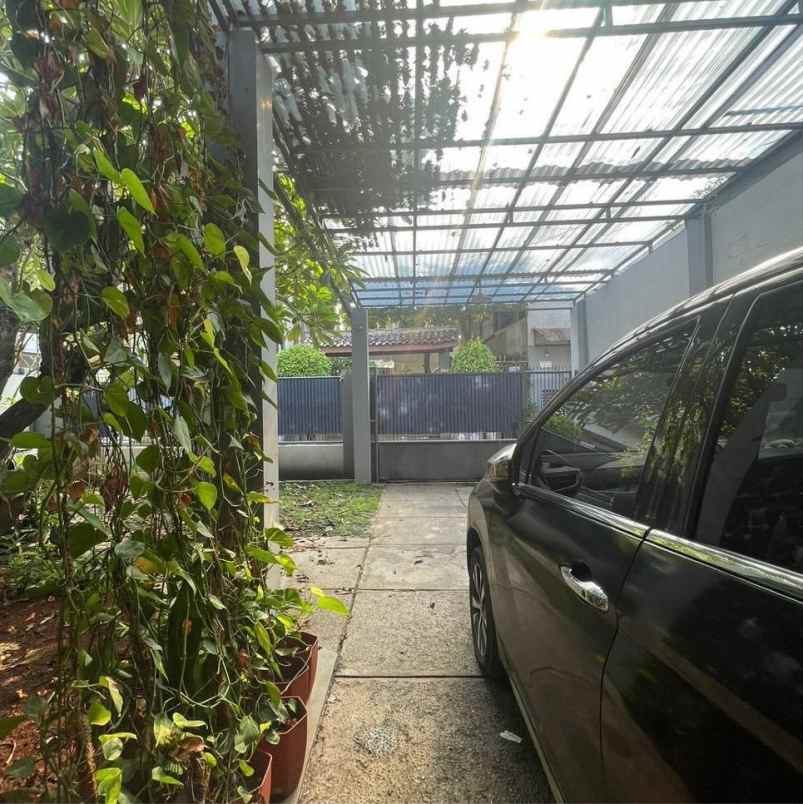 dijual rumah pangkalan jati