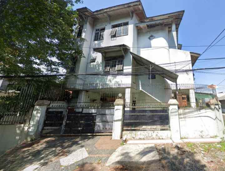 dijual rumah pattimura