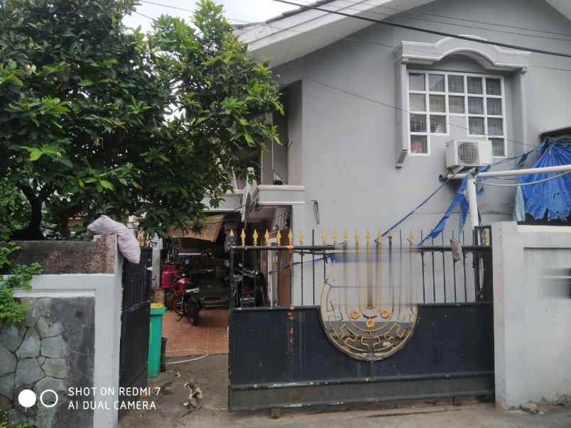 dijual rumah pegangsaan dua