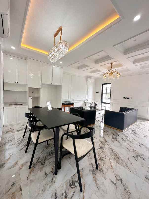 dijual rumah pejaten