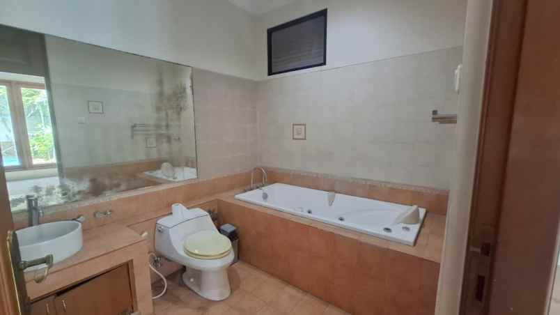 dijual rumah pejaten barat pasar minggu