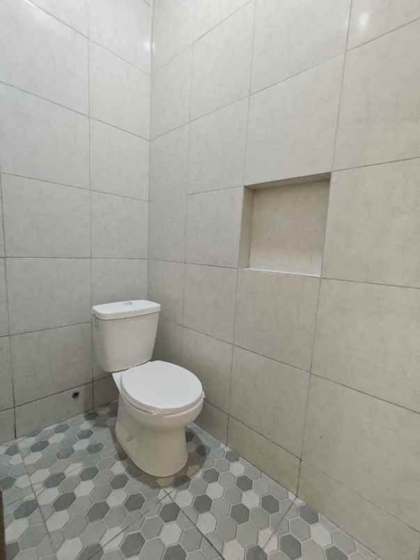 dijual rumah permata hijau permai kota