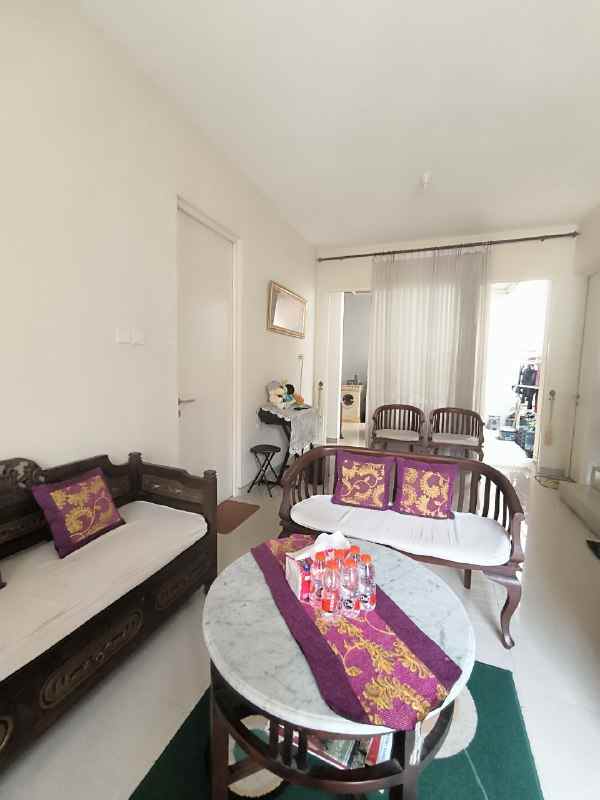 dijual rumah perum natura residence