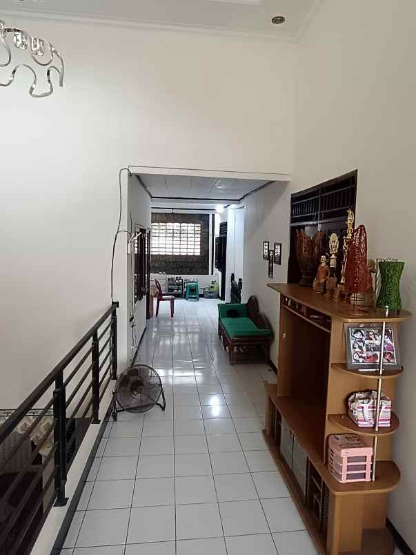 dijual rumah perumahan aneka elok