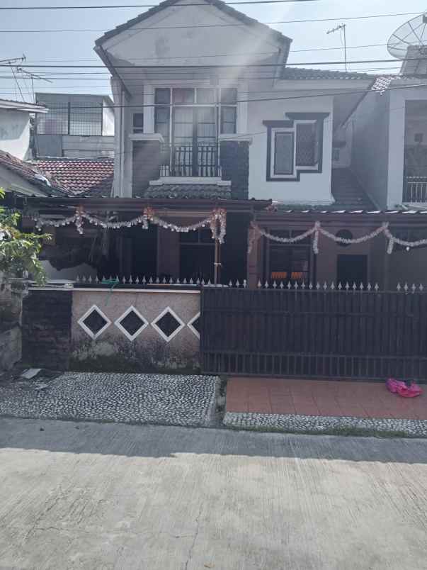 dijual rumah perumahan jatijajar blok c