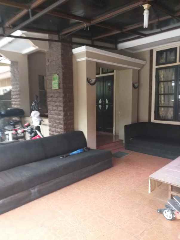 dijual rumah perumahan jatijajar blok c
