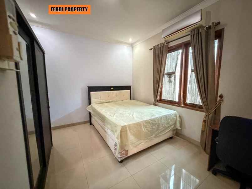 dijual rumah perumahan kota wisata cibubur