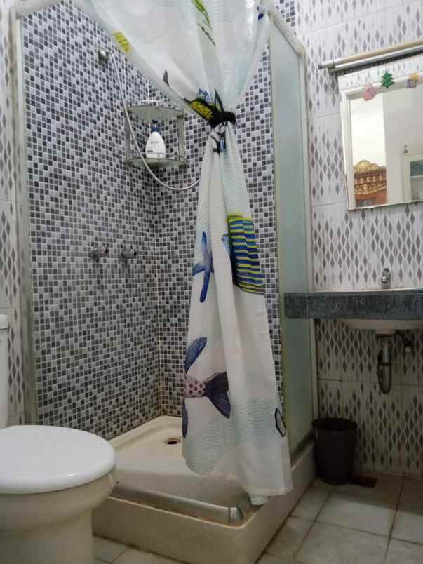 dijual rumah pesona khayangan estate