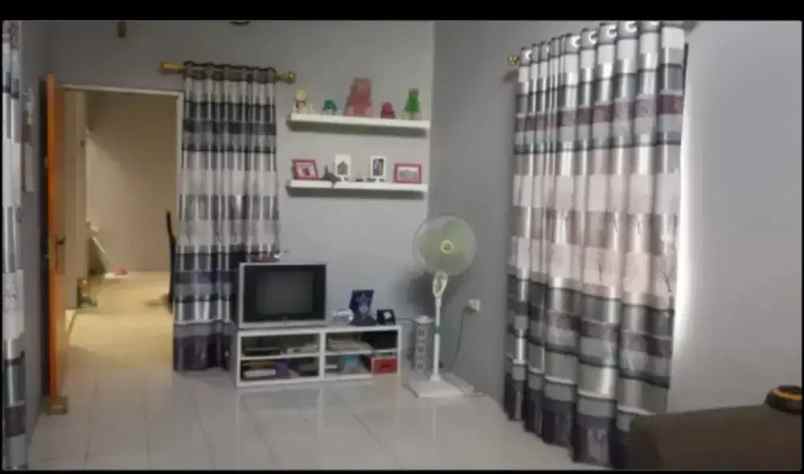 dijual rumah pinang