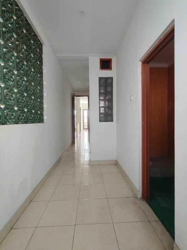 dijual rumah pisangan lama jaktim