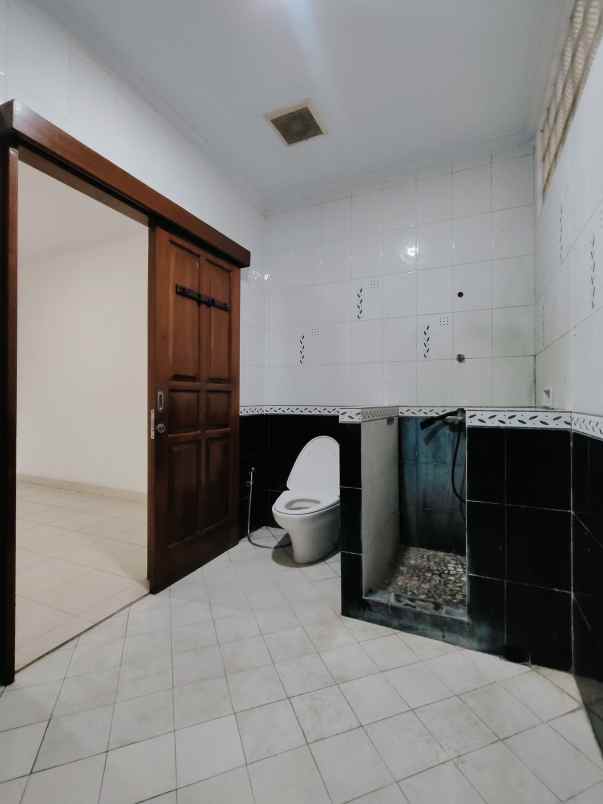 dijual rumah pisangan lama jaktim