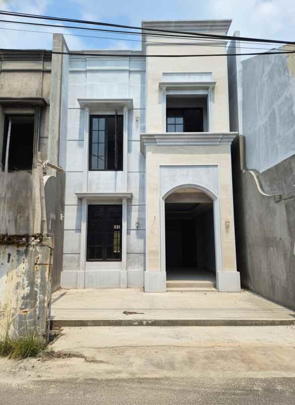 dijual rumah pondok bambu