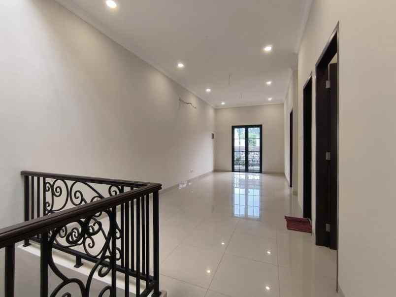 dijual rumah pondok bambu duren sawit