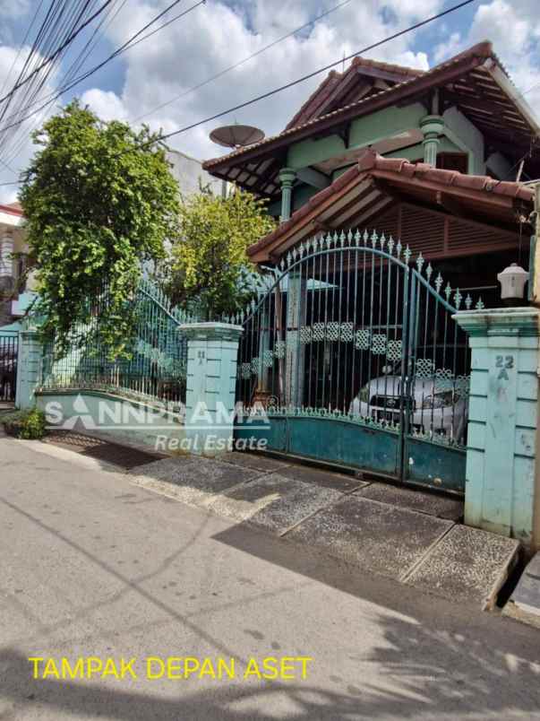 dijual rumah pondok kelapa