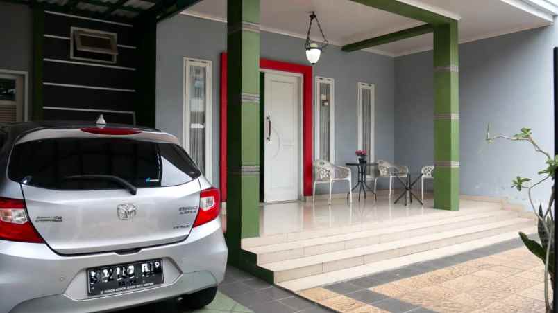 dijual rumah pondok kelapa