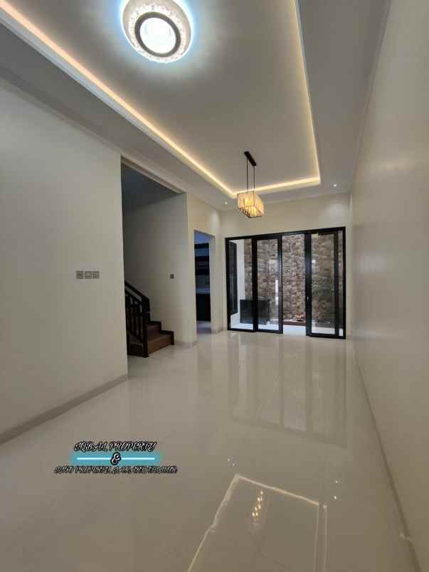 dijual rumah pondok kelapa jakarta timur