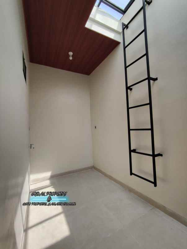 dijual rumah pondok kelapa jakarta timur