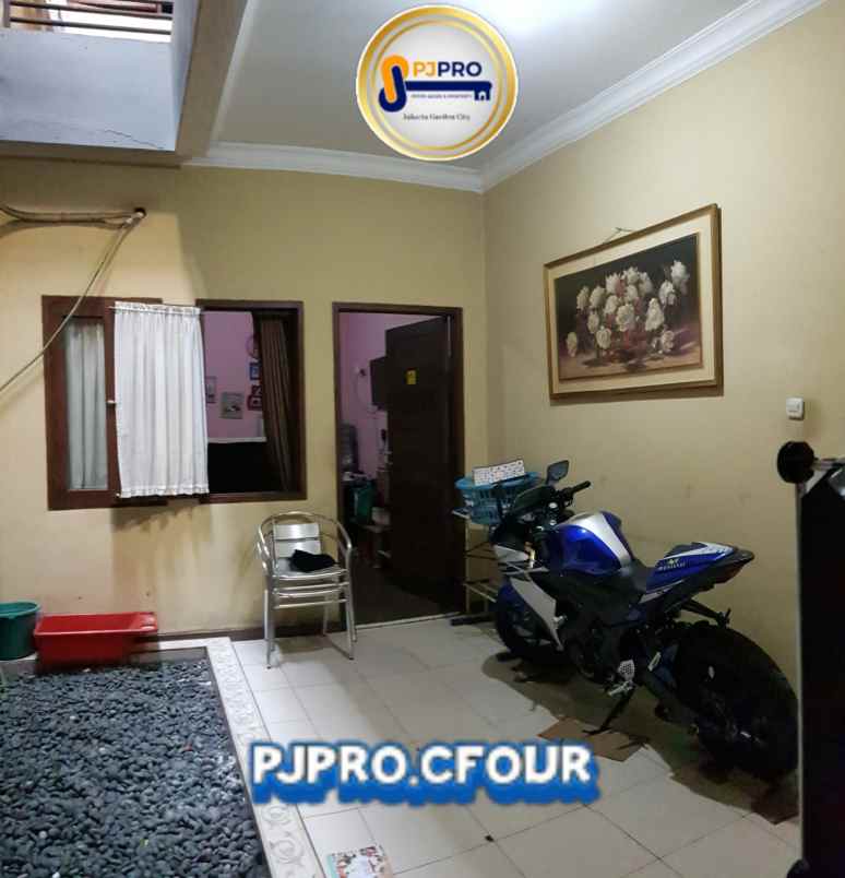 dijual rumah pondok pekayon indah mahoni