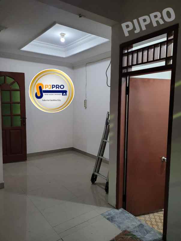 dijual rumah pondok ungu permai