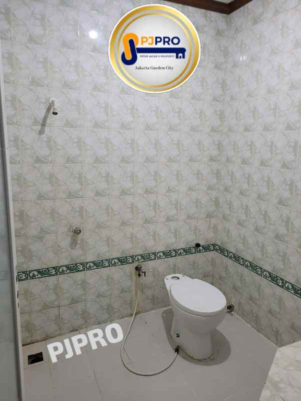 dijual rumah pondok ungu permai