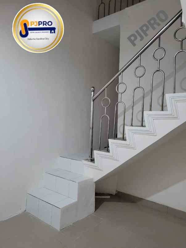 dijual rumah pondok ungu permai