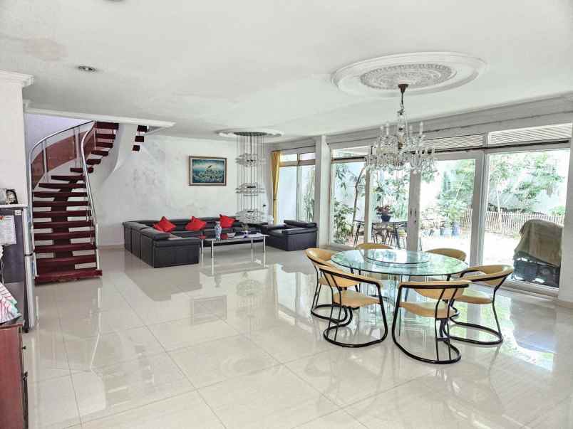 dijual rumah pulomas pulo gadung