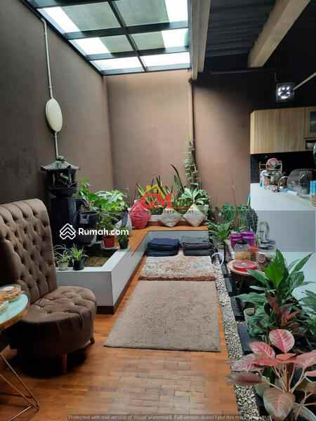 dijual rumah puri dago mas