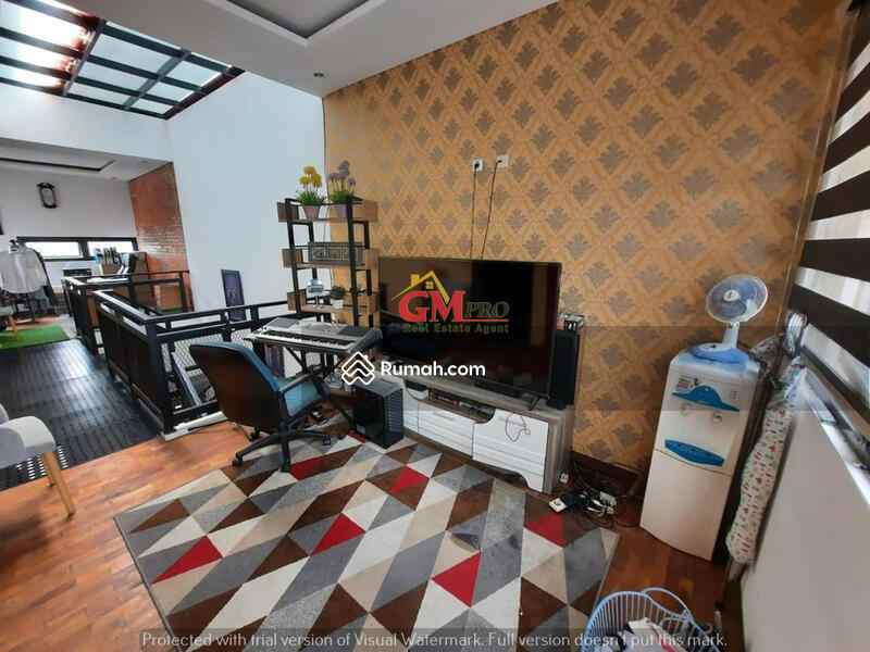 dijual rumah puri dago mas