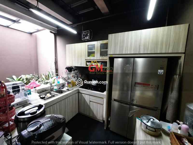 dijual rumah puri dago mas